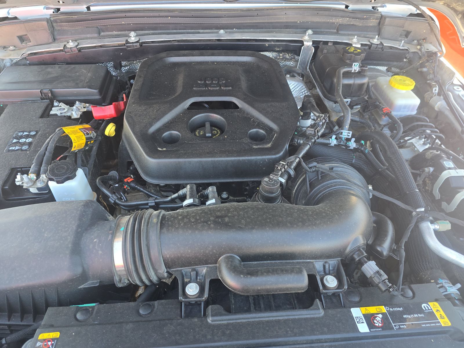 2024 Jeep Wrangler Sahara AWD