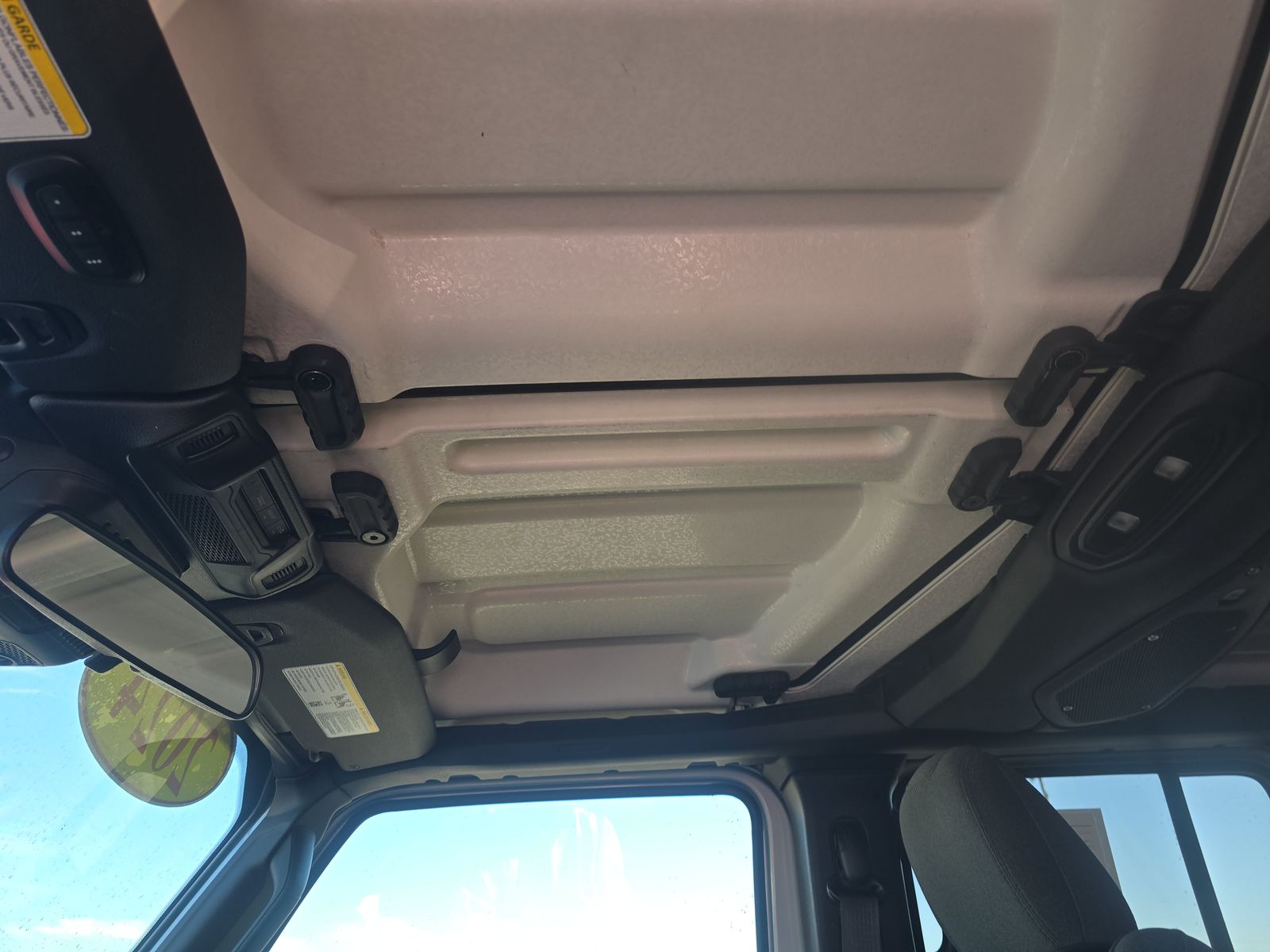 2024 Jeep Wrangler Sahara AWD