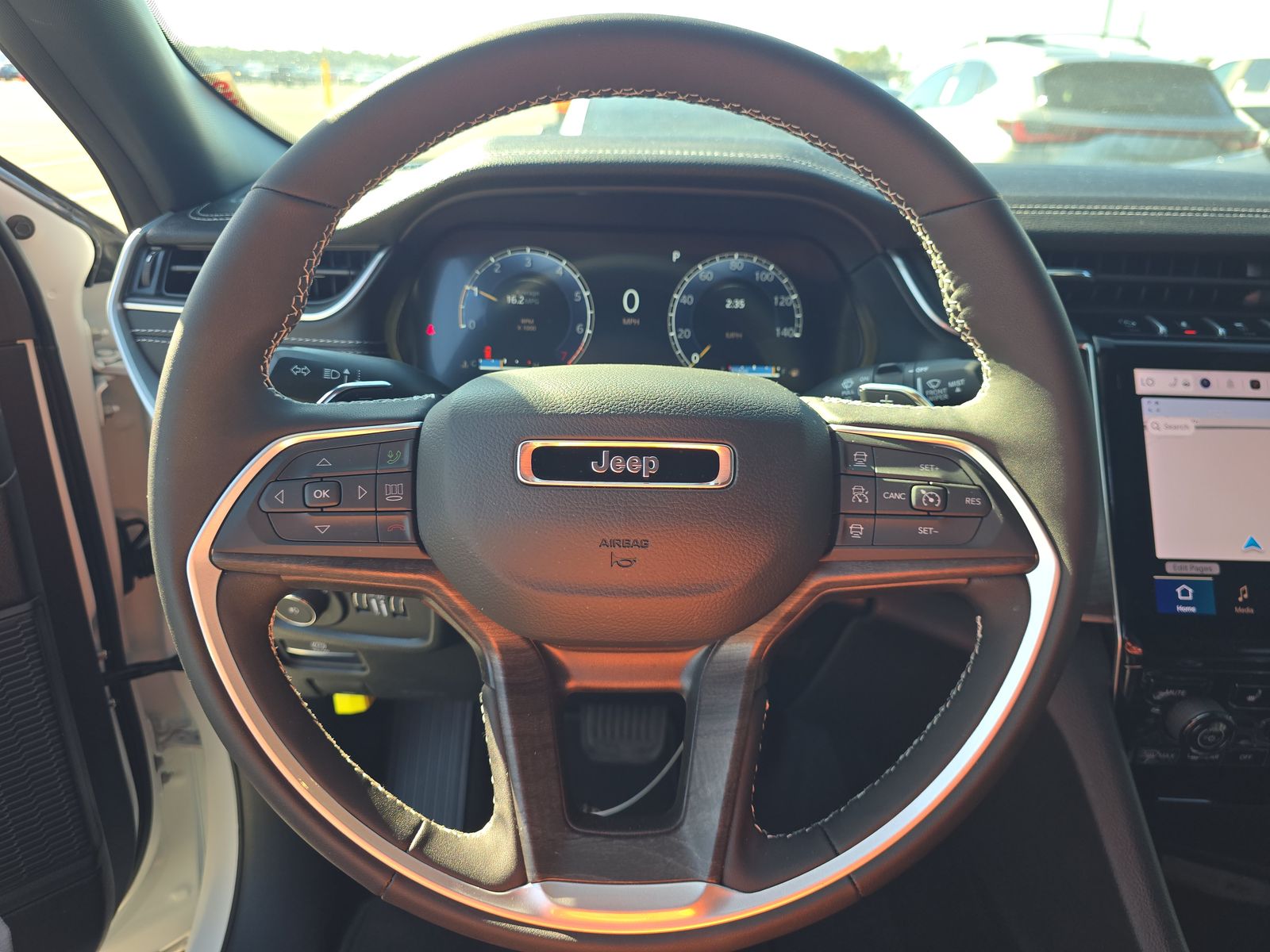 2025 Jeep Grand Cherokee Limited RWD