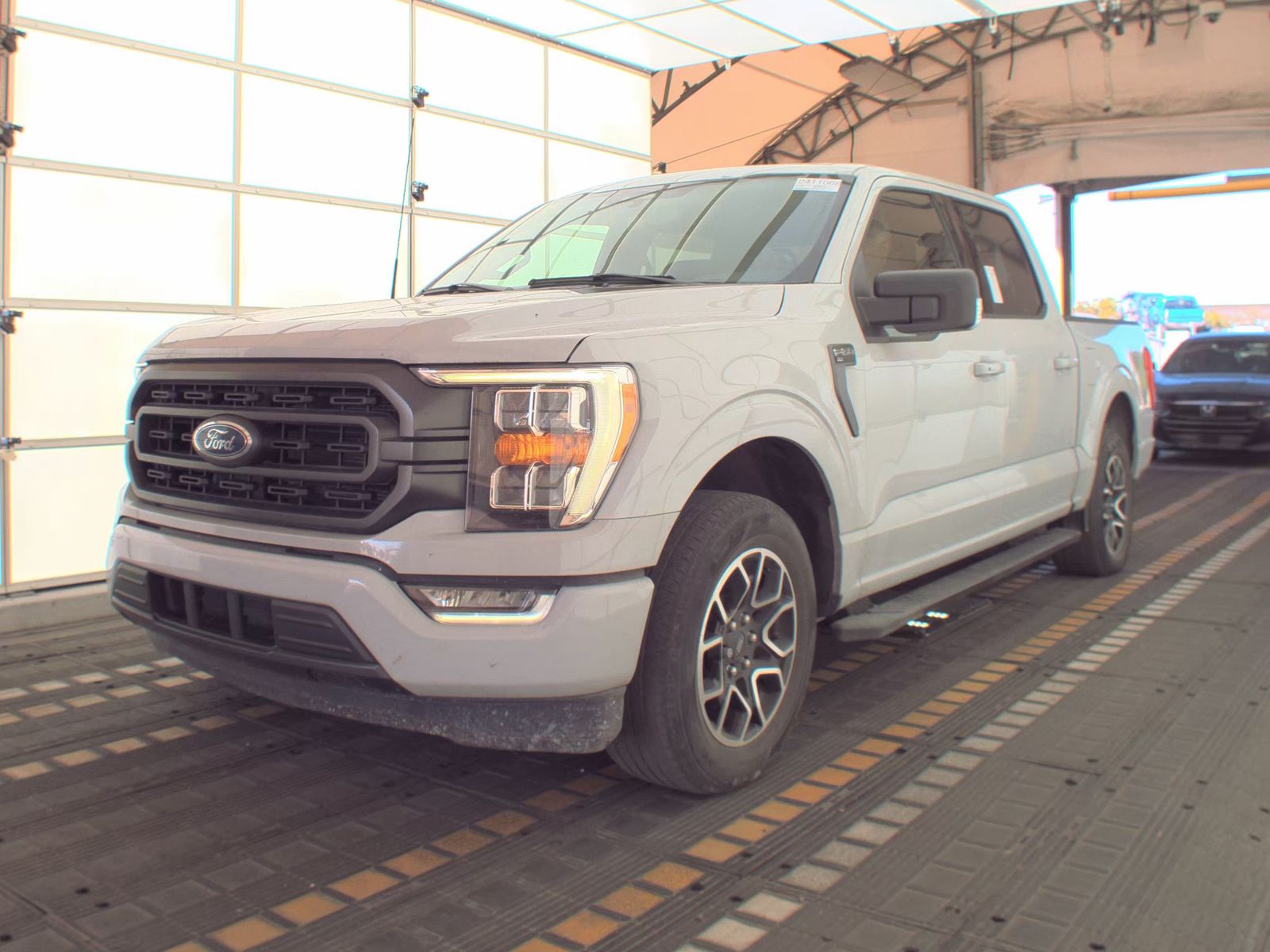 2023 Ford F-150 XLT RWD