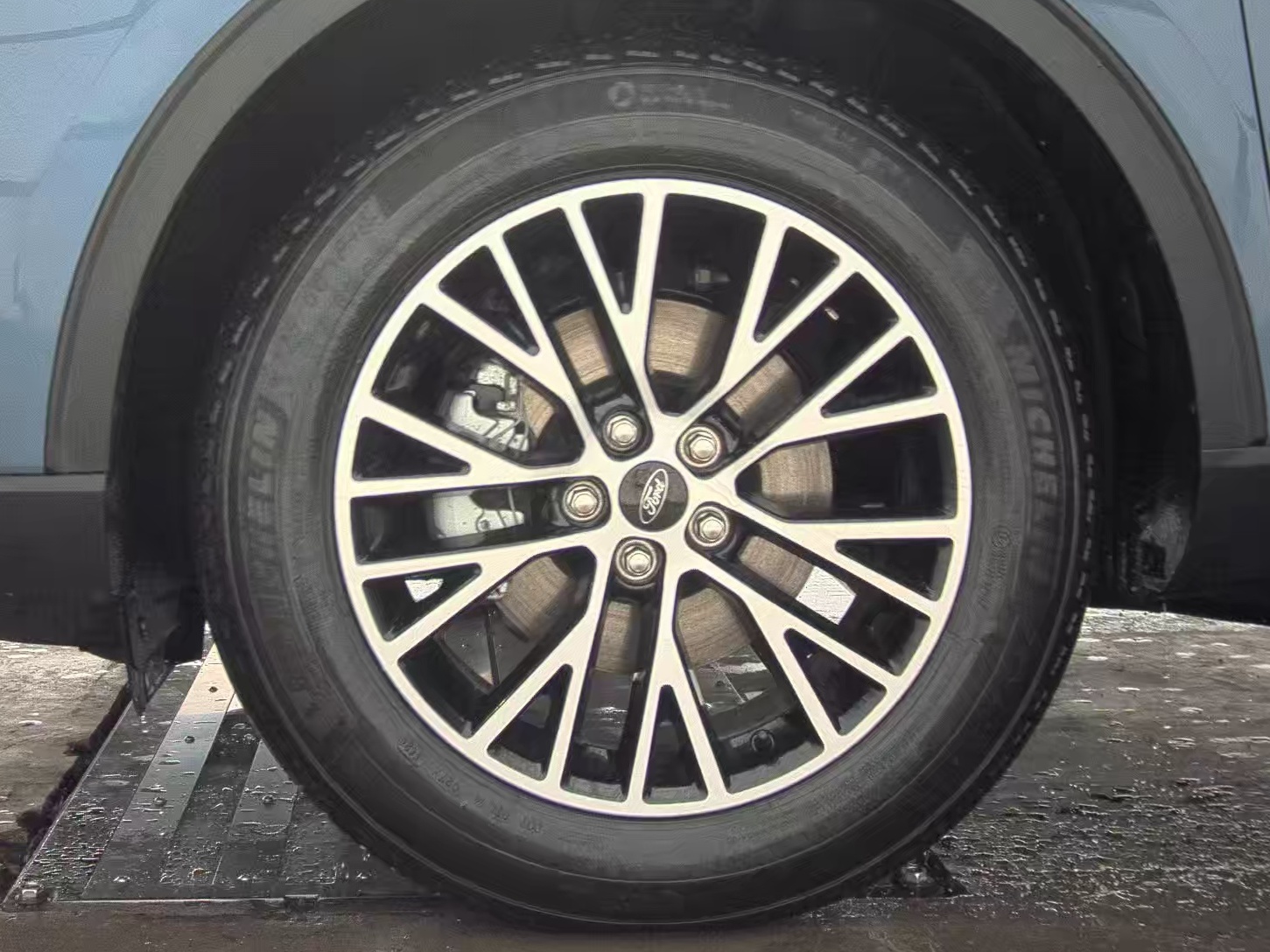 2025 Ford Escape Plug-In Hybrid FWD