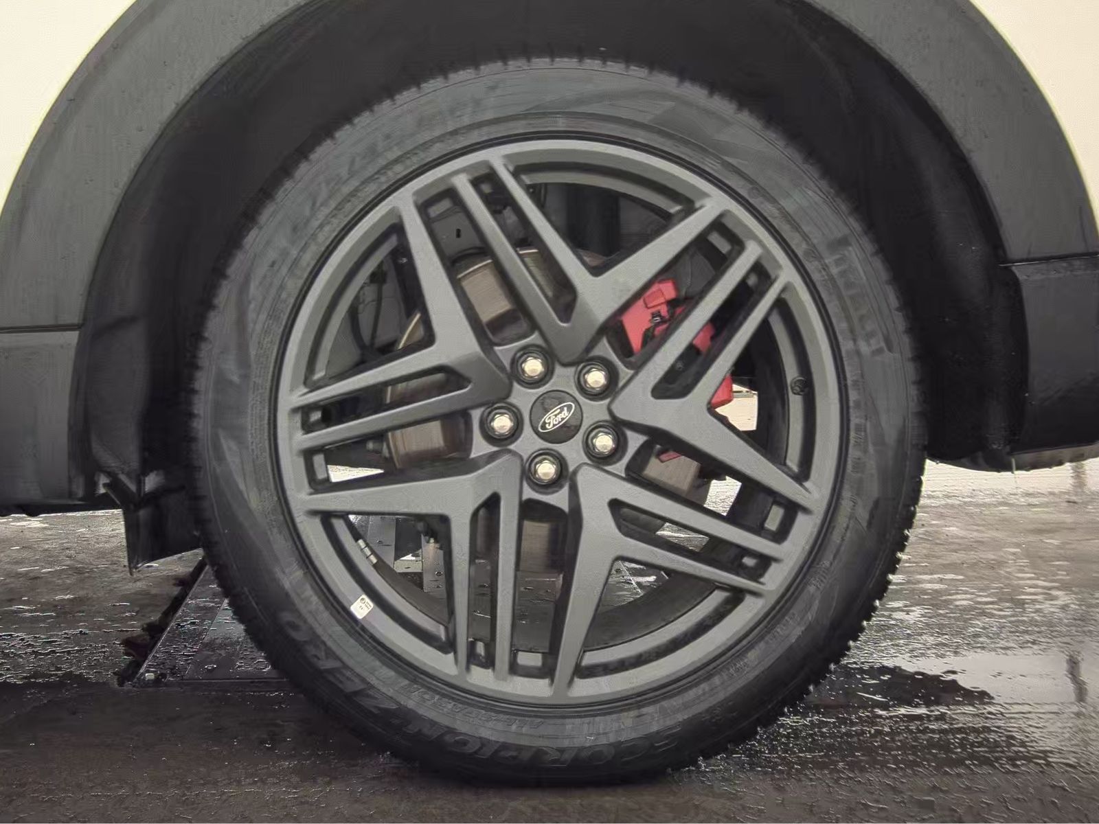 2025 Ford Explorer ST AWD