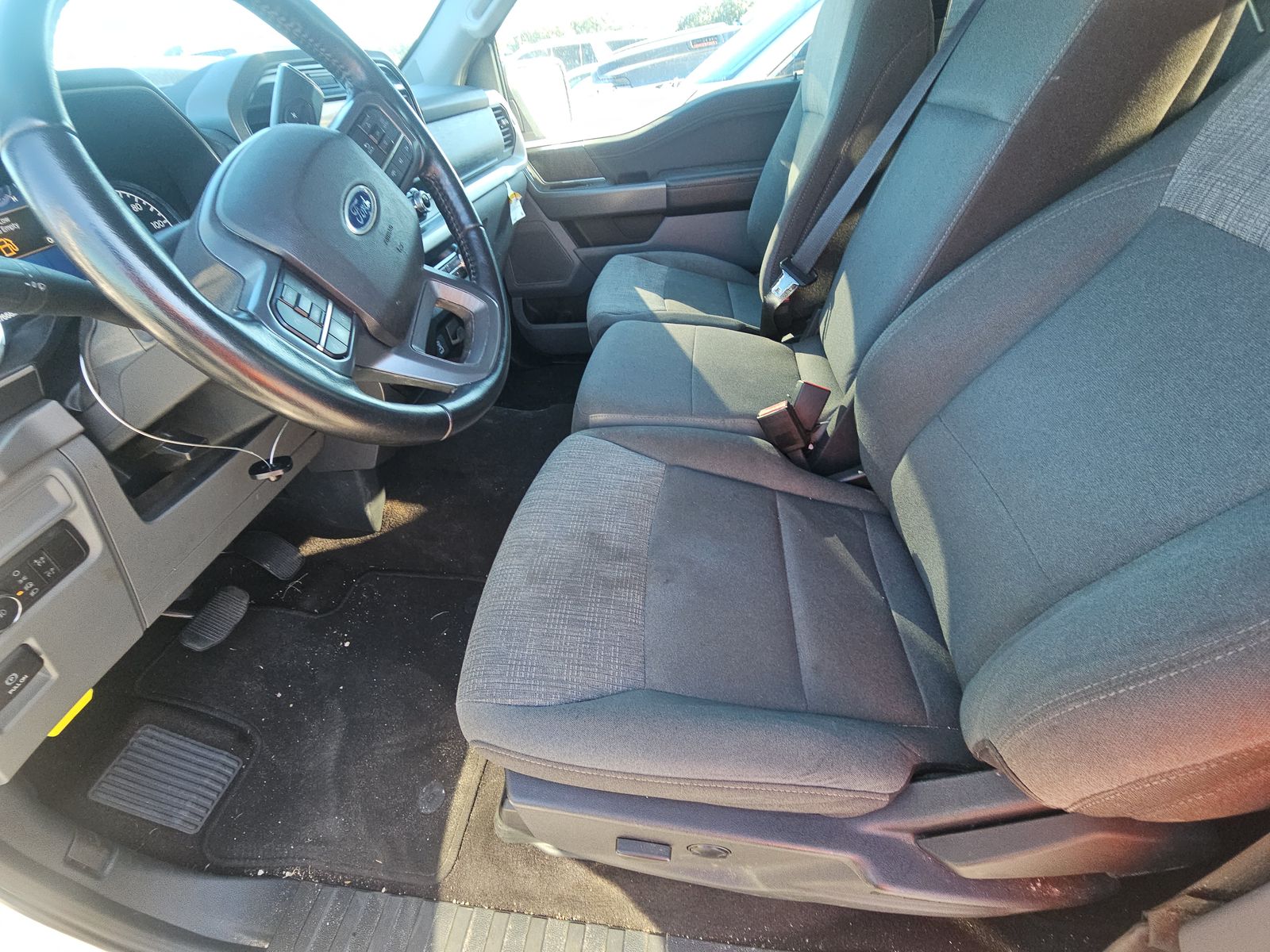 2022 Ford F-150 XLT RWD