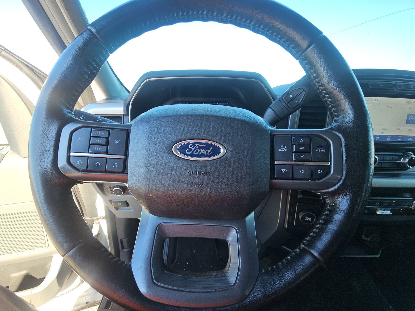 2022 Ford F-150 XLT RWD