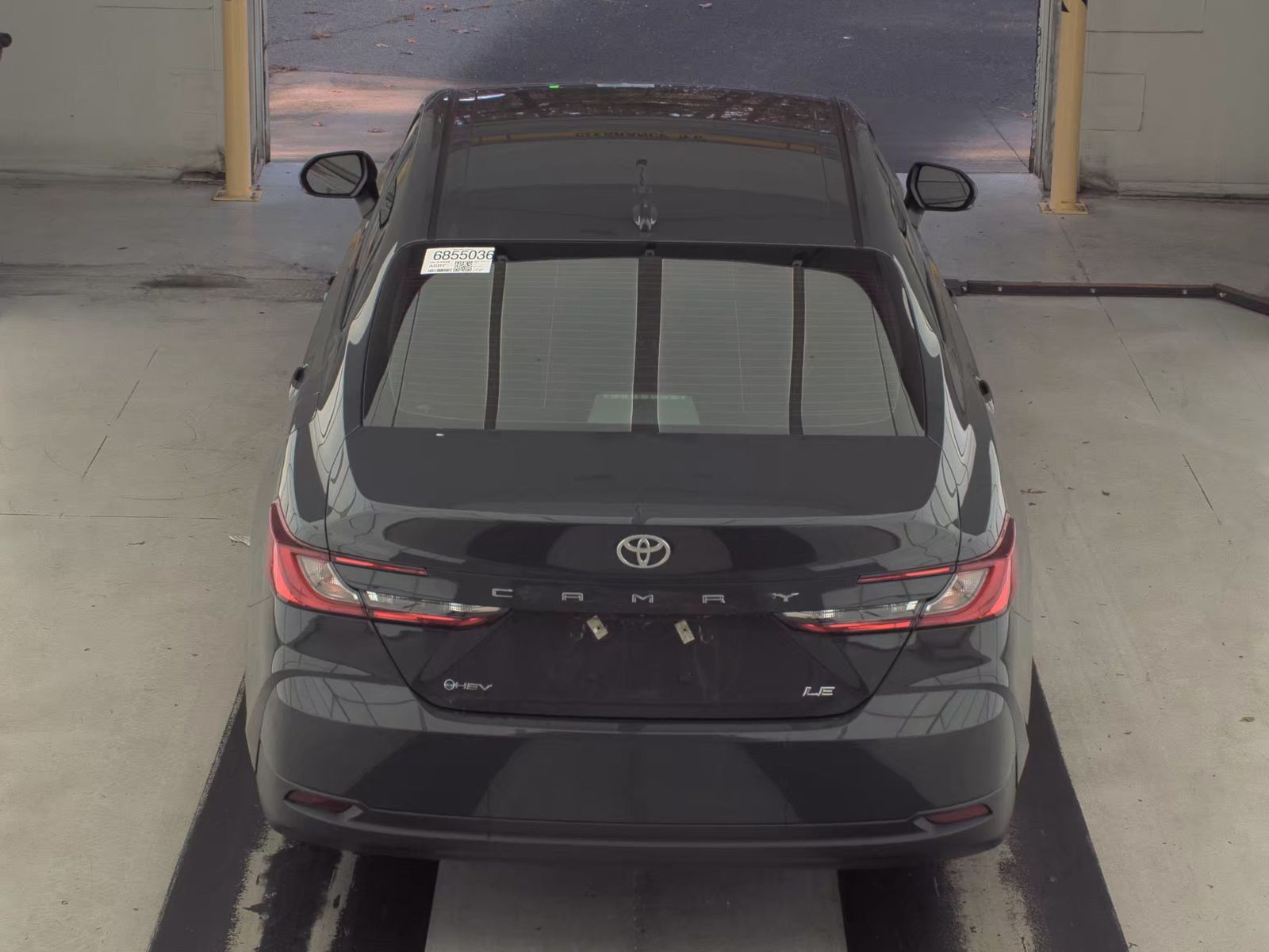 2025 Toyota Camry LE FWD