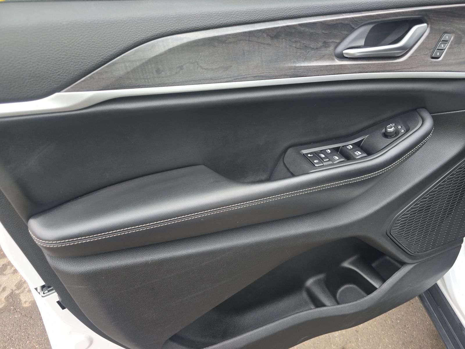 2023 Jeep Grand Cherokee Limited AWD