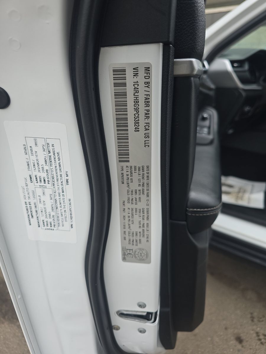 2023 Jeep Grand Cherokee Limited AWD