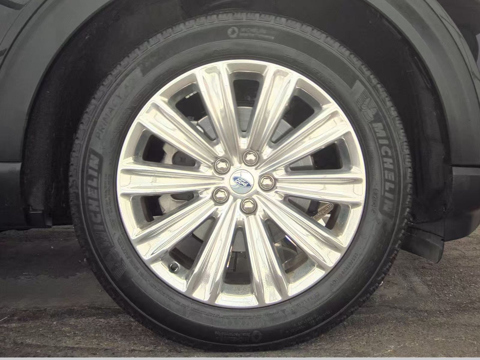 2022 Ford Explorer Limited AWD