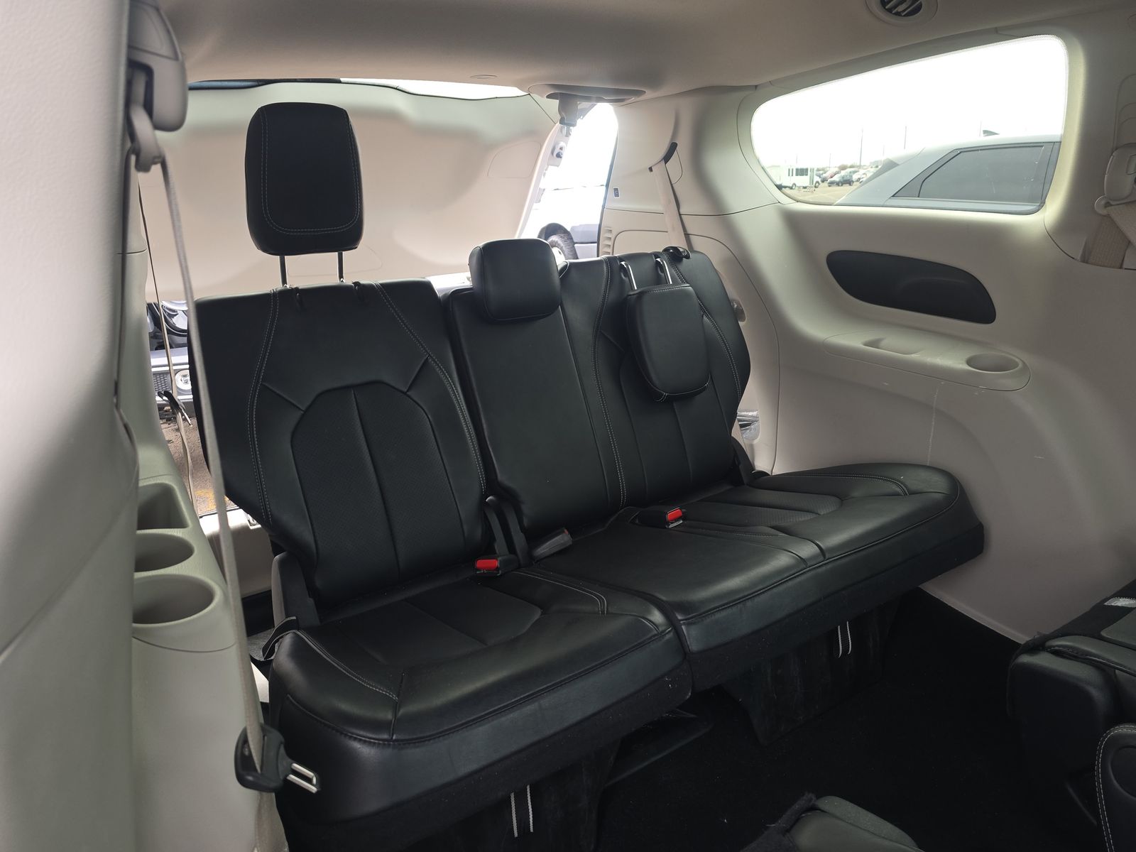 2024 Chrysler Pacifica Touring L FWD