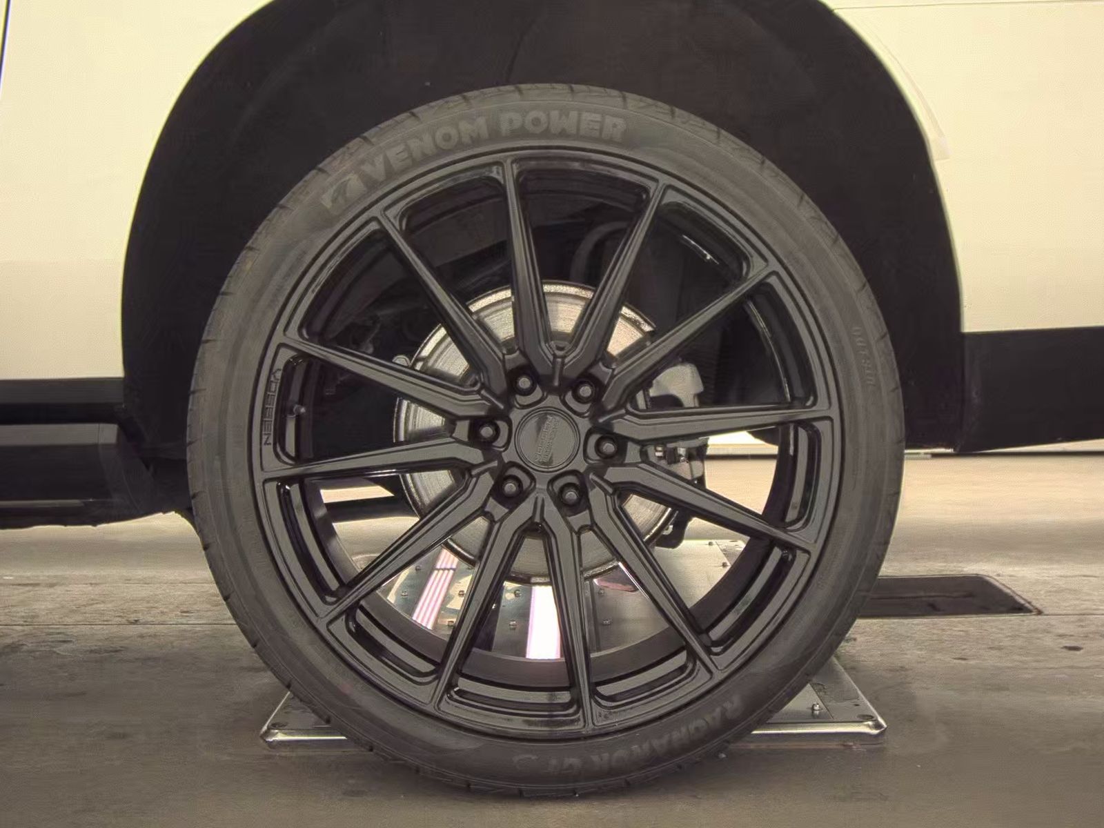 2022 Cadillac Escalade ESV Sport AWD