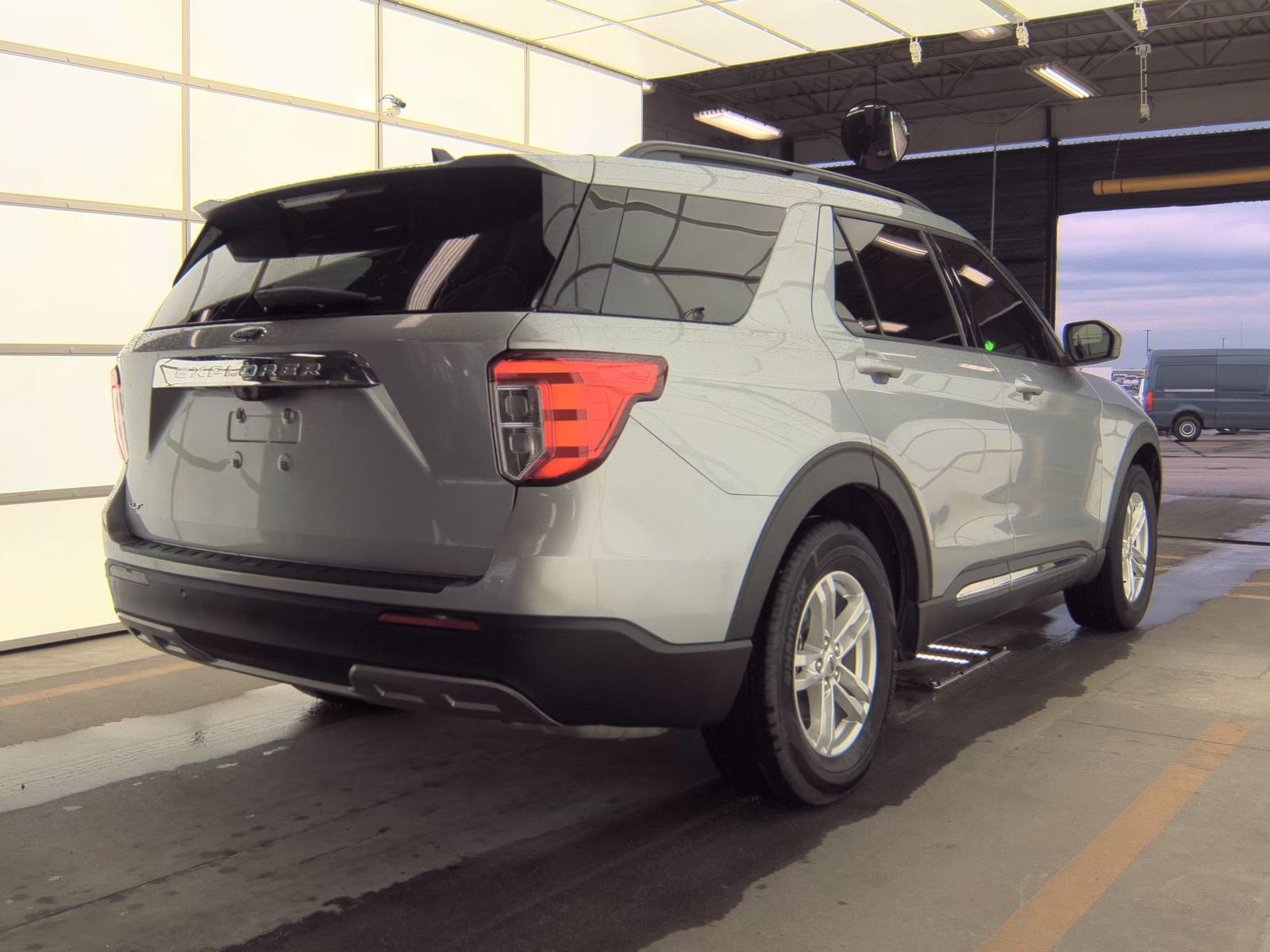 2022 Ford Explorer XLT FWD