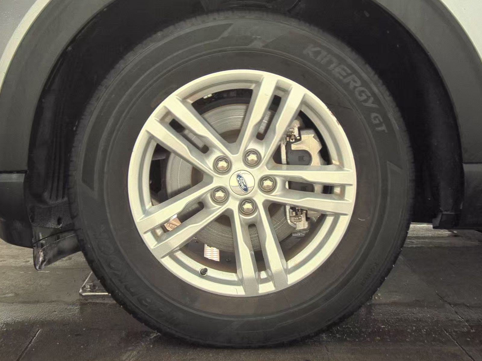 2022 Ford Explorer XLT FWD