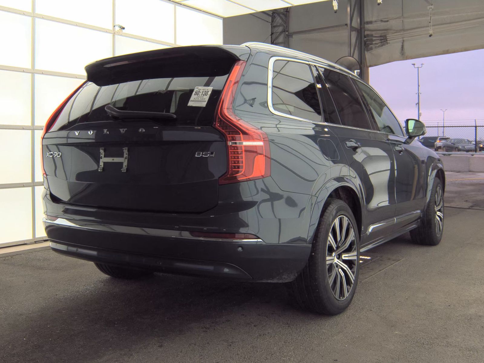 2025 Volvo XC90 B5 Core AWD
