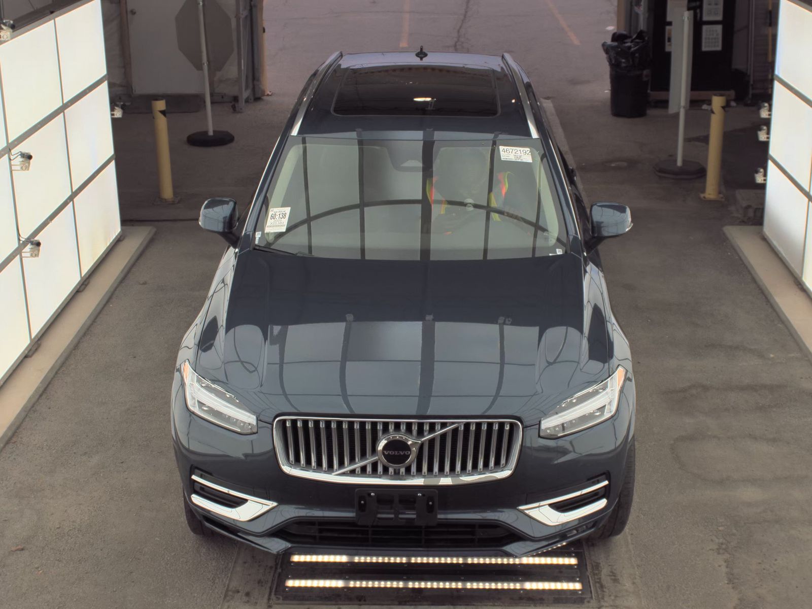 2025 Volvo XC90 B5 Core AWD