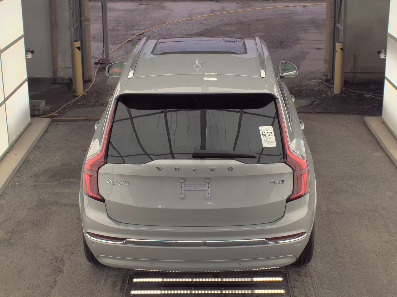 2025 Volvo XC90 B6 Plus AWD