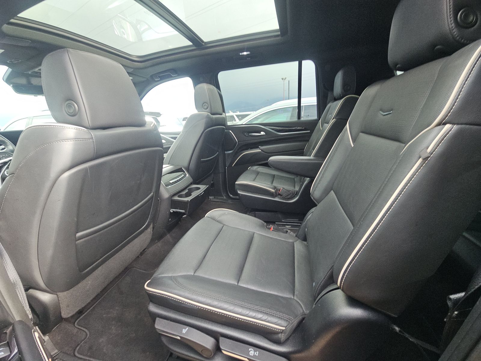 2023 Cadillac Escalade ESV Sport AWD