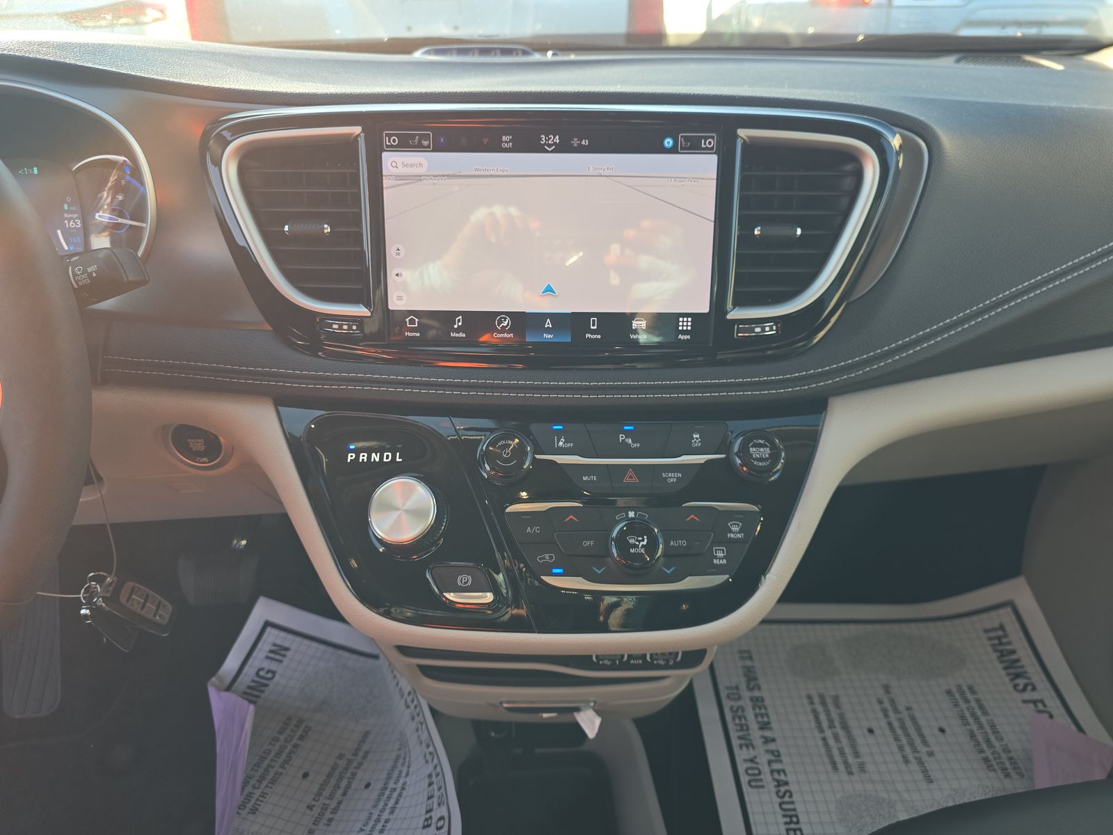2024 Chrysler Pacifica Hybrid Select FWD