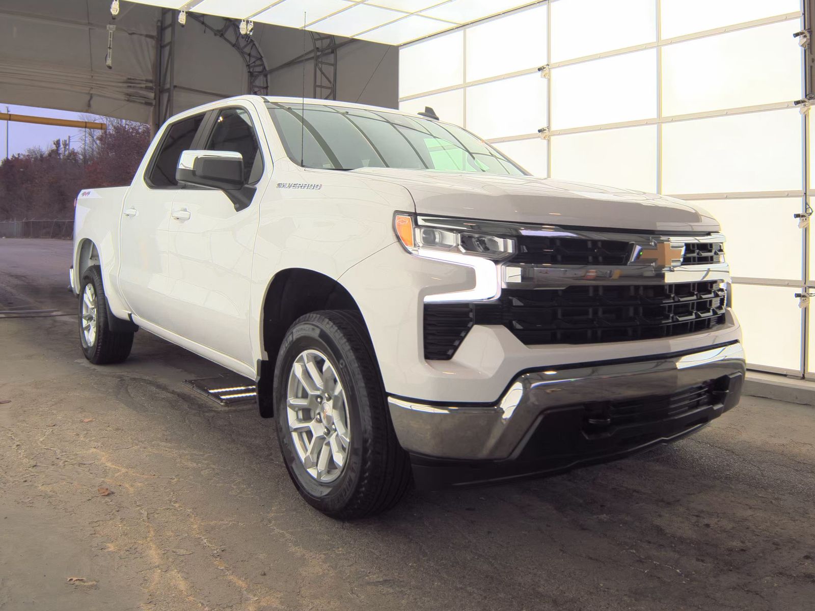 2023 Chevrolet Silverado 1500 LT AWD