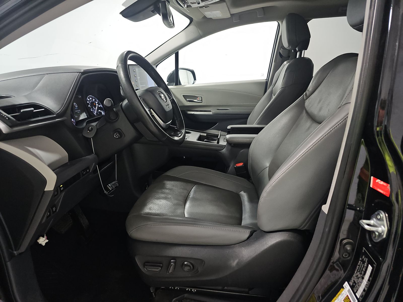 2024 Toyota Sienna Limited AWD