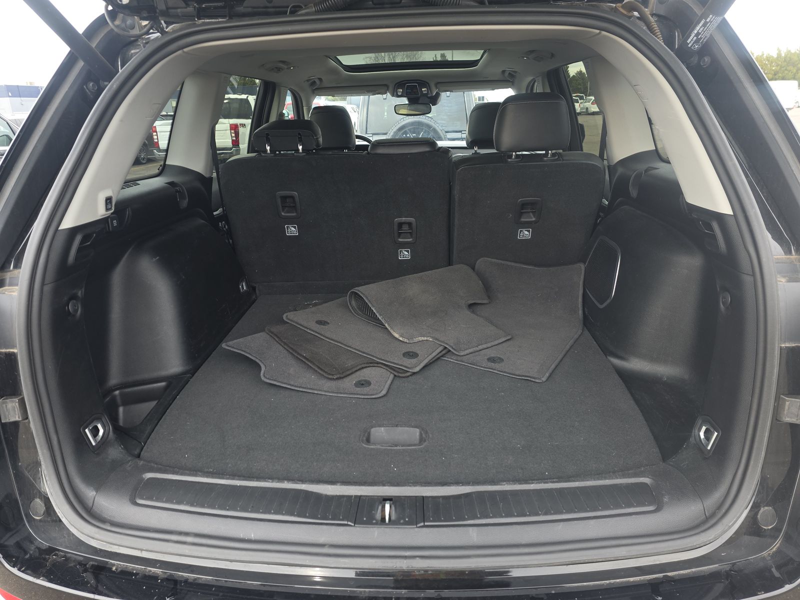 2022 Jeep Grand Cherokee Limited RWD