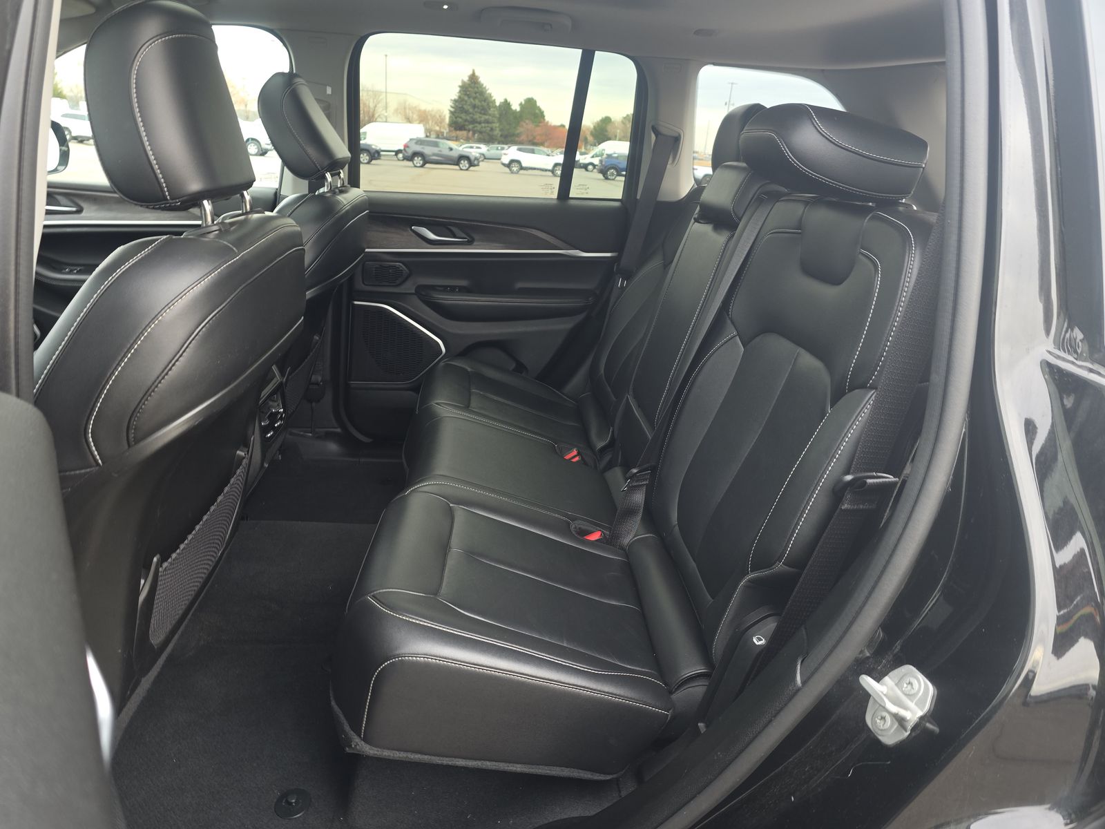 2022 Jeep Grand Cherokee Limited RWD