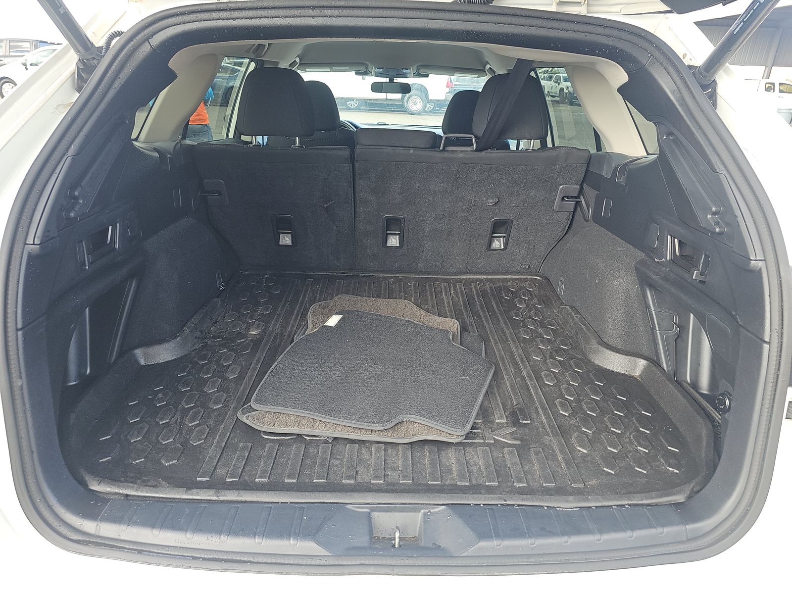 2023 Subaru Outback Premium AWD