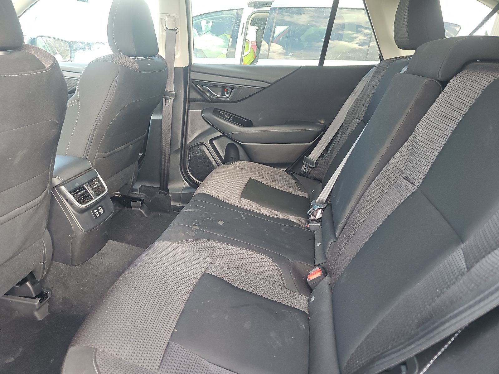 2023 Subaru Outback Premium AWD