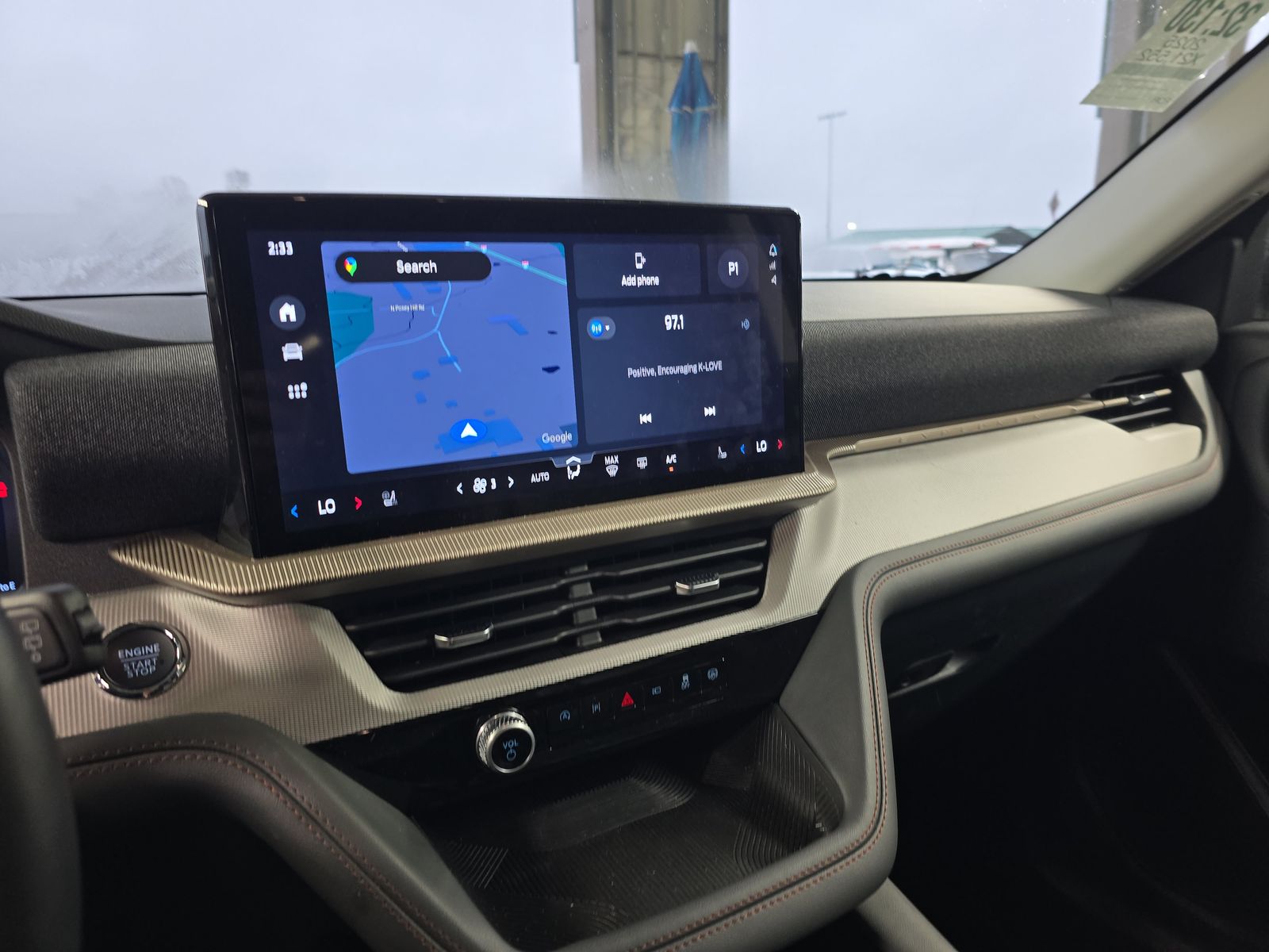 2025 Ford Explorer Active AWD