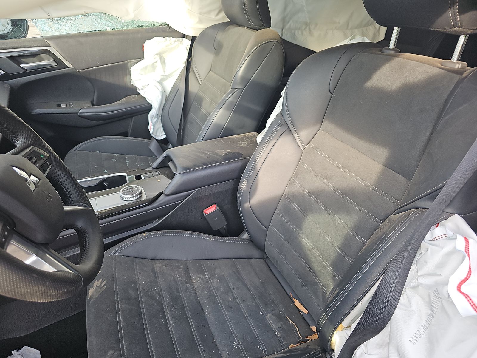 2025 Mitsubishi Outlander SE AWD