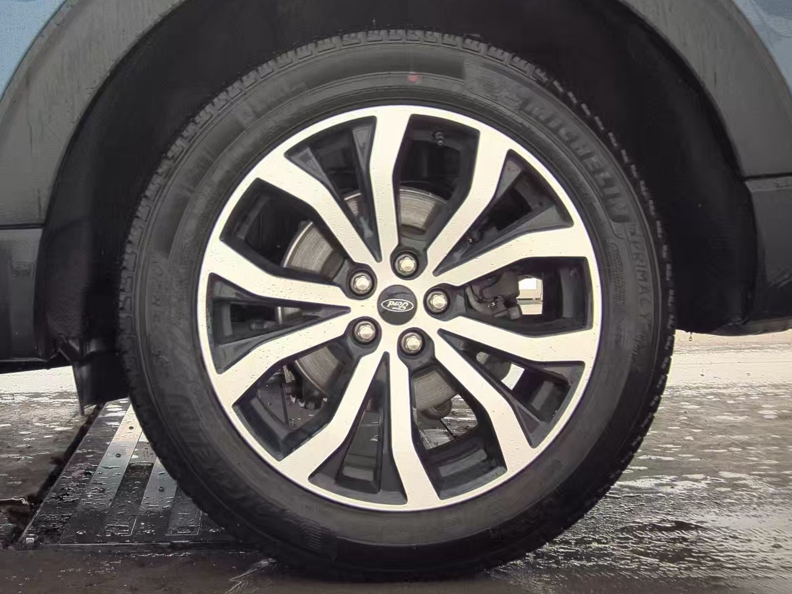 2025 Ford Explorer ST-Line AWD