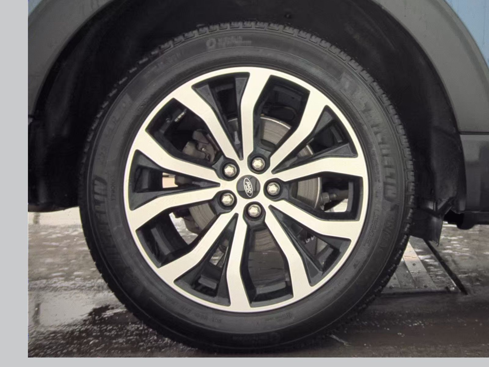 2025 Ford Explorer ST-Line AWD