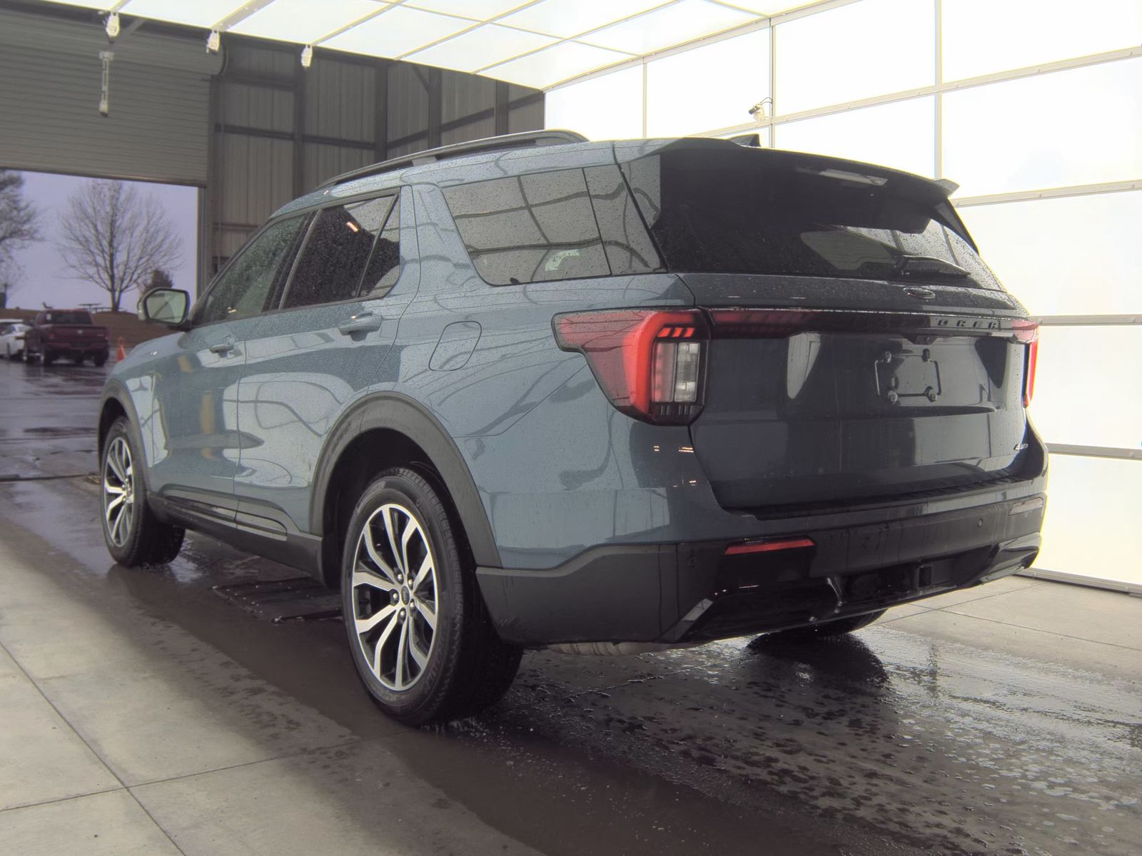2025 Ford Explorer ST-Line AWD