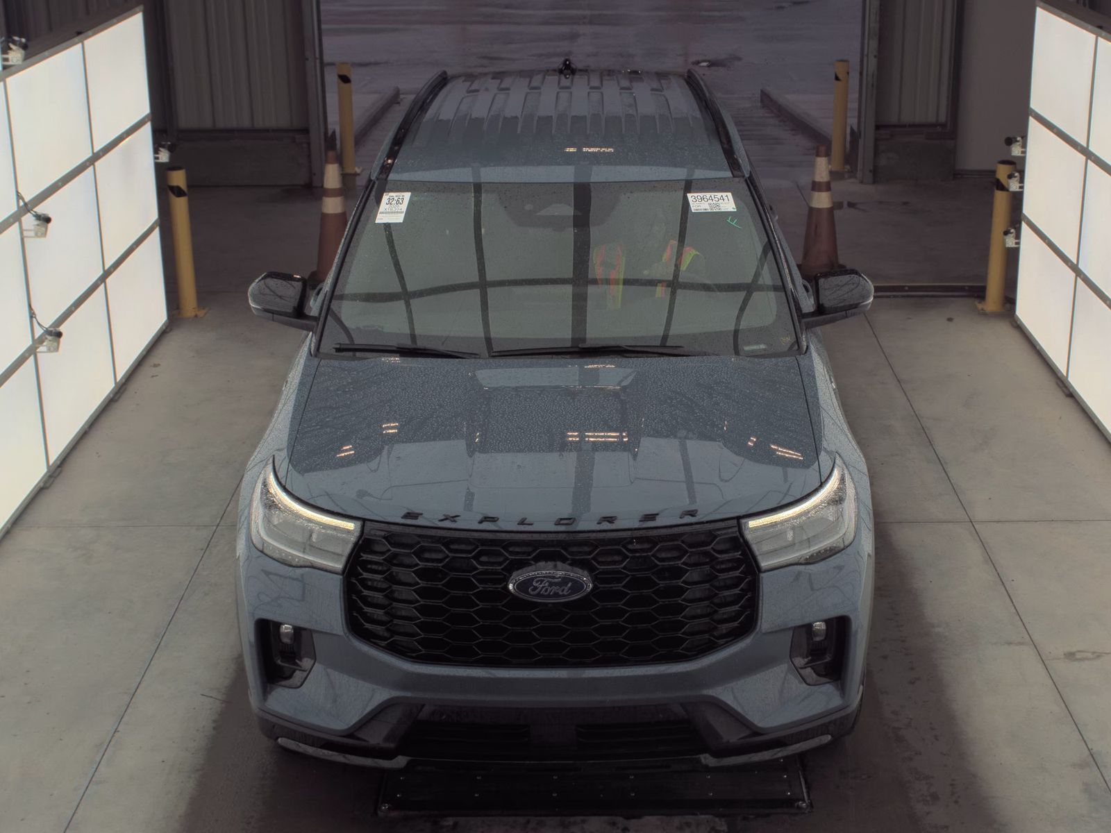 2025 Ford Explorer ST-Line AWD