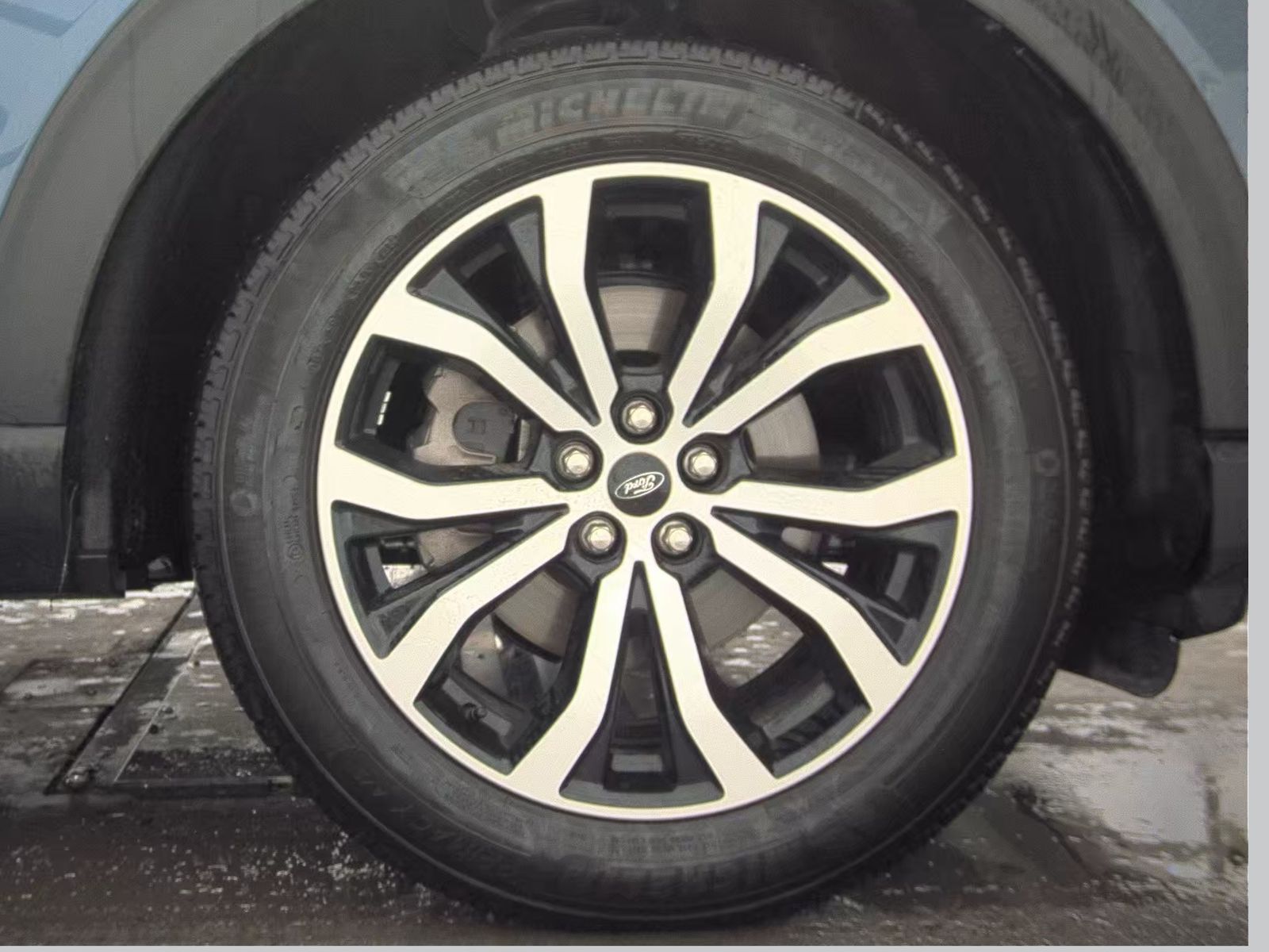 2025 Ford Explorer ST-Line AWD