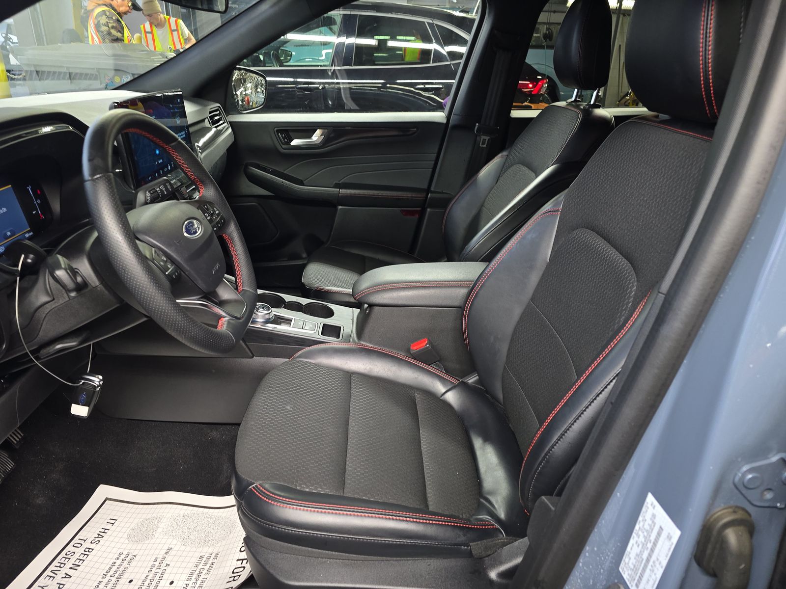 2025 Ford Escape Hybrid ST-Line Elite AWD