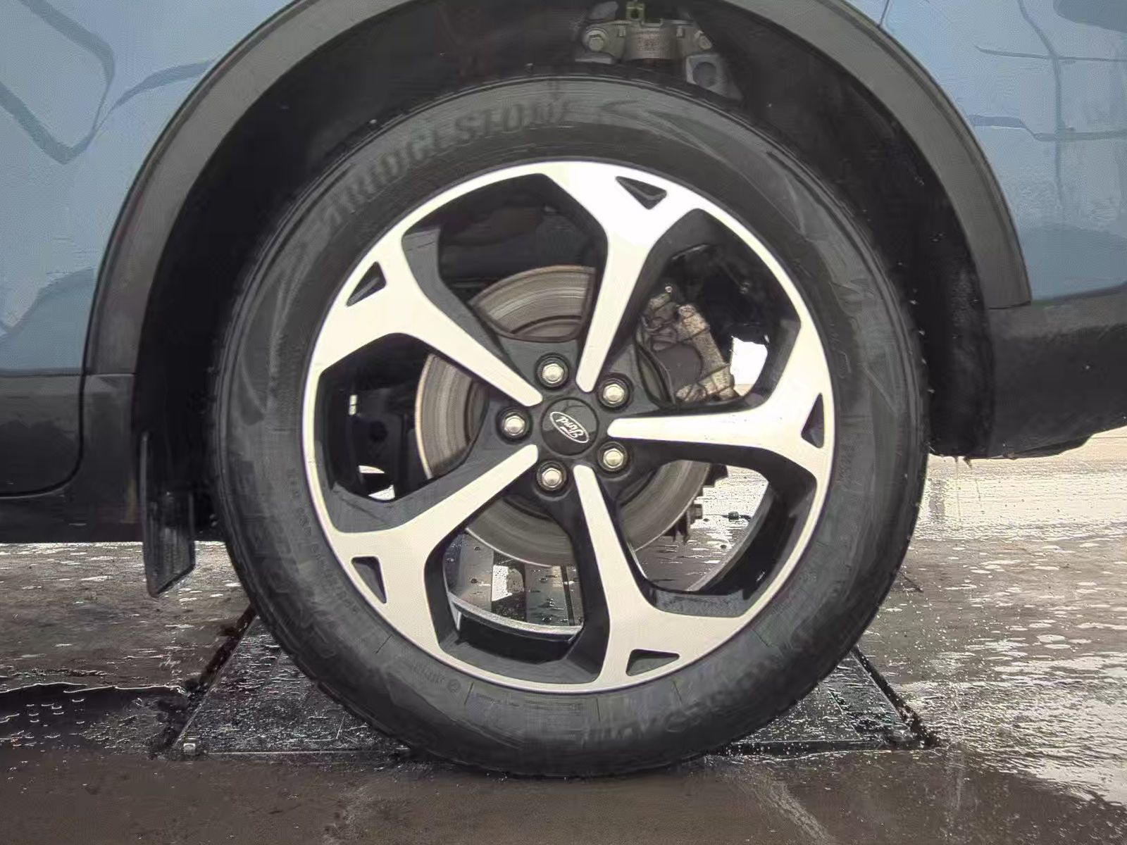 2025 Ford Escape Hybrid ST-Line Elite AWD