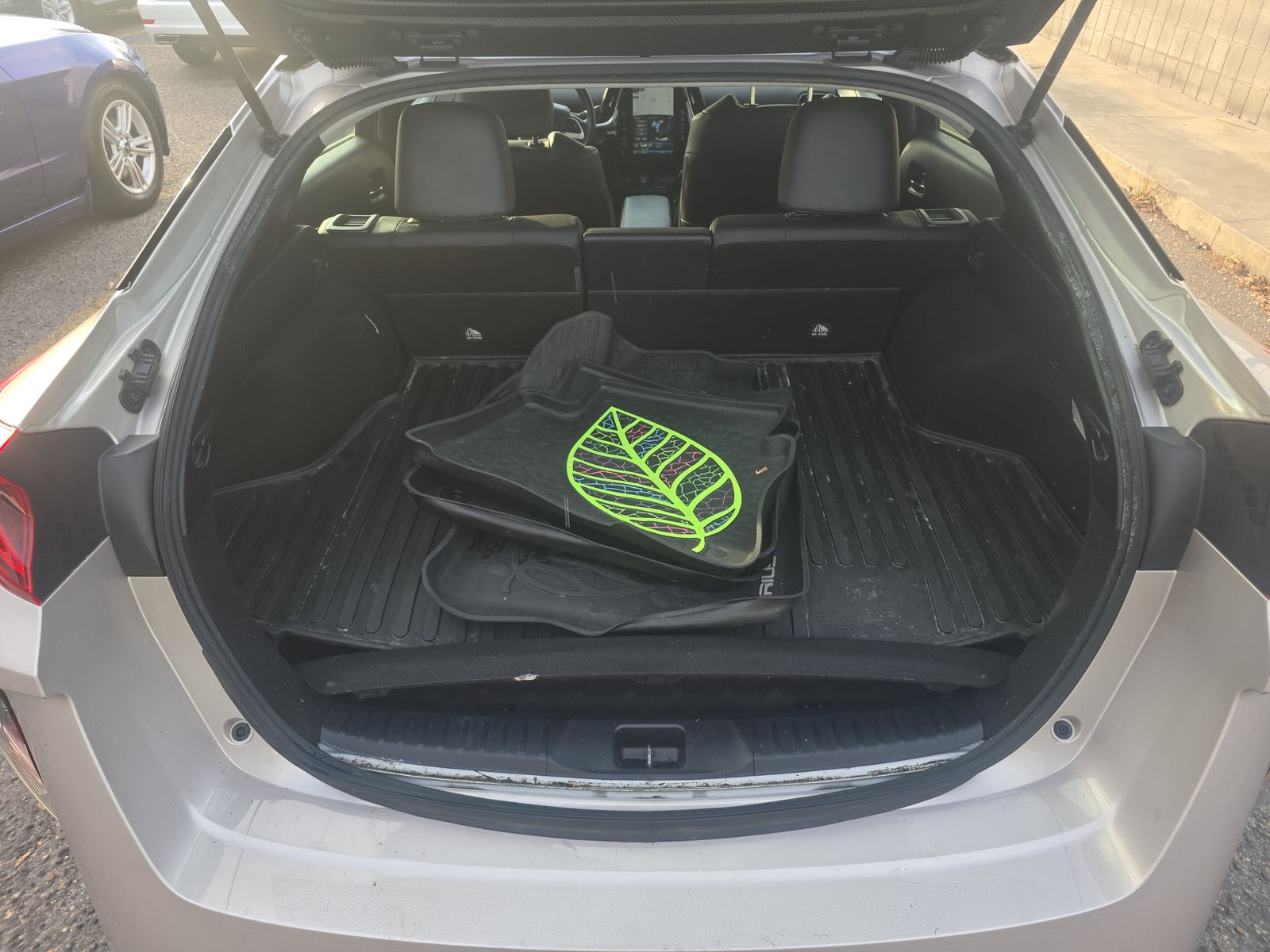 2018 Toyota Prius Prime Premium FWD