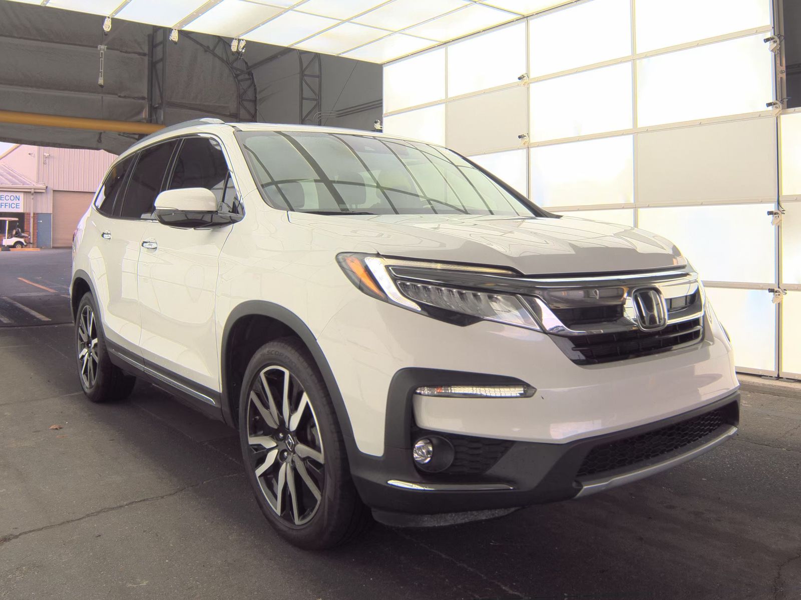 2022 Honda Pilot Touring FWD