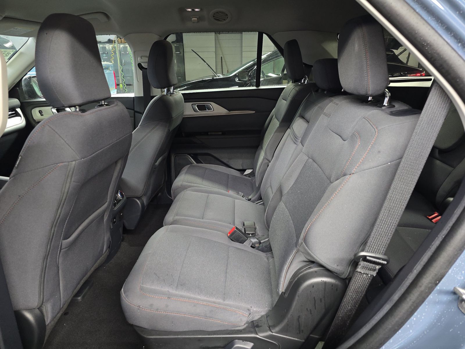 2025 Ford Explorer Active RWD