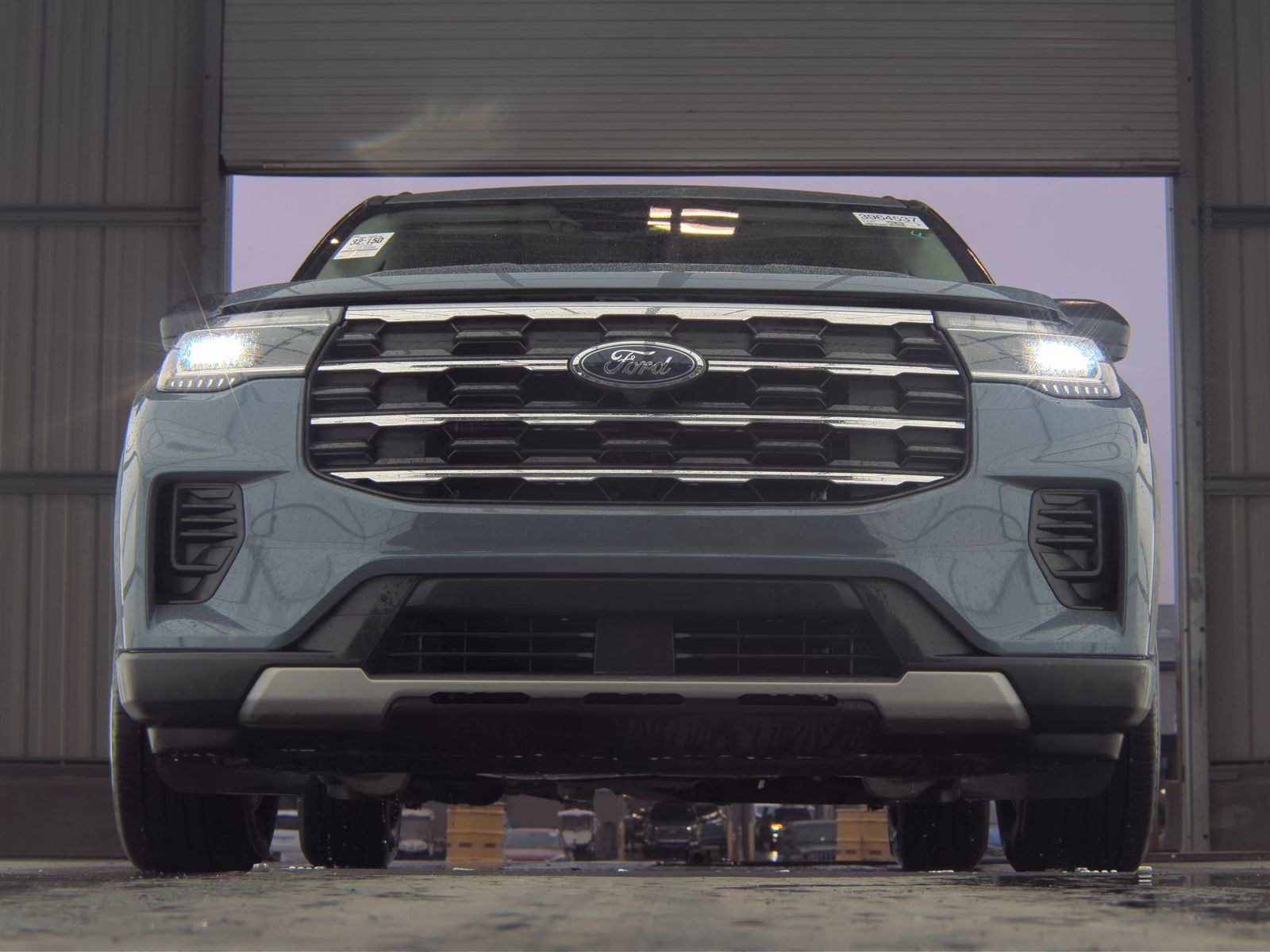 2025 Ford Explorer Active RWD