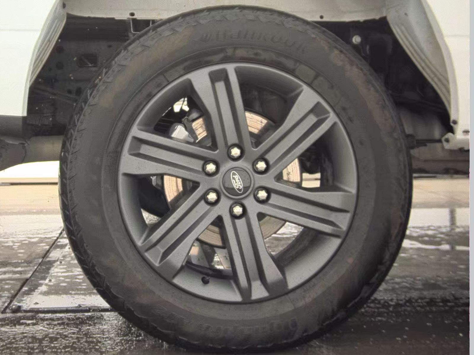 2023 Ford F-150 Hybrid Lariat AWD