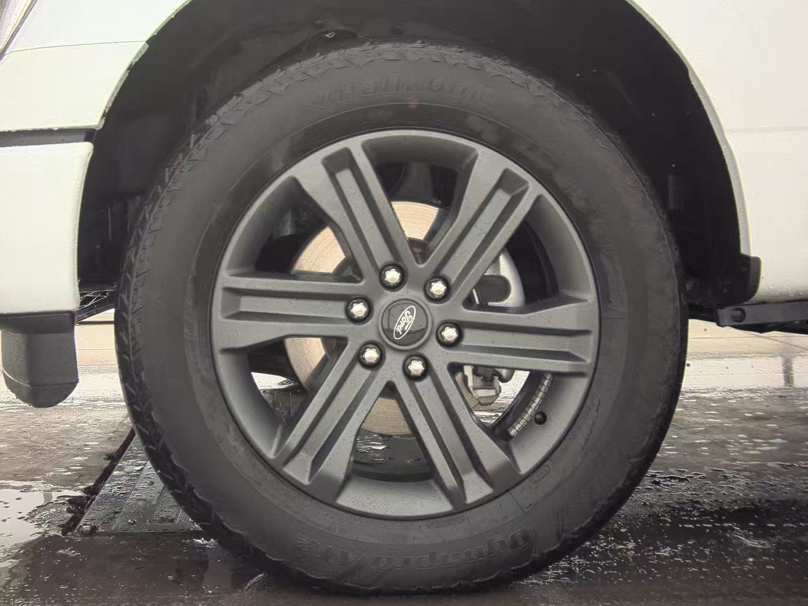 2023 Ford F-150 Hybrid Lariat AWD