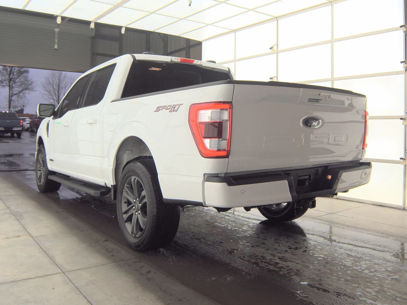 2023 Ford F-150 Hybrid Lariat AWD