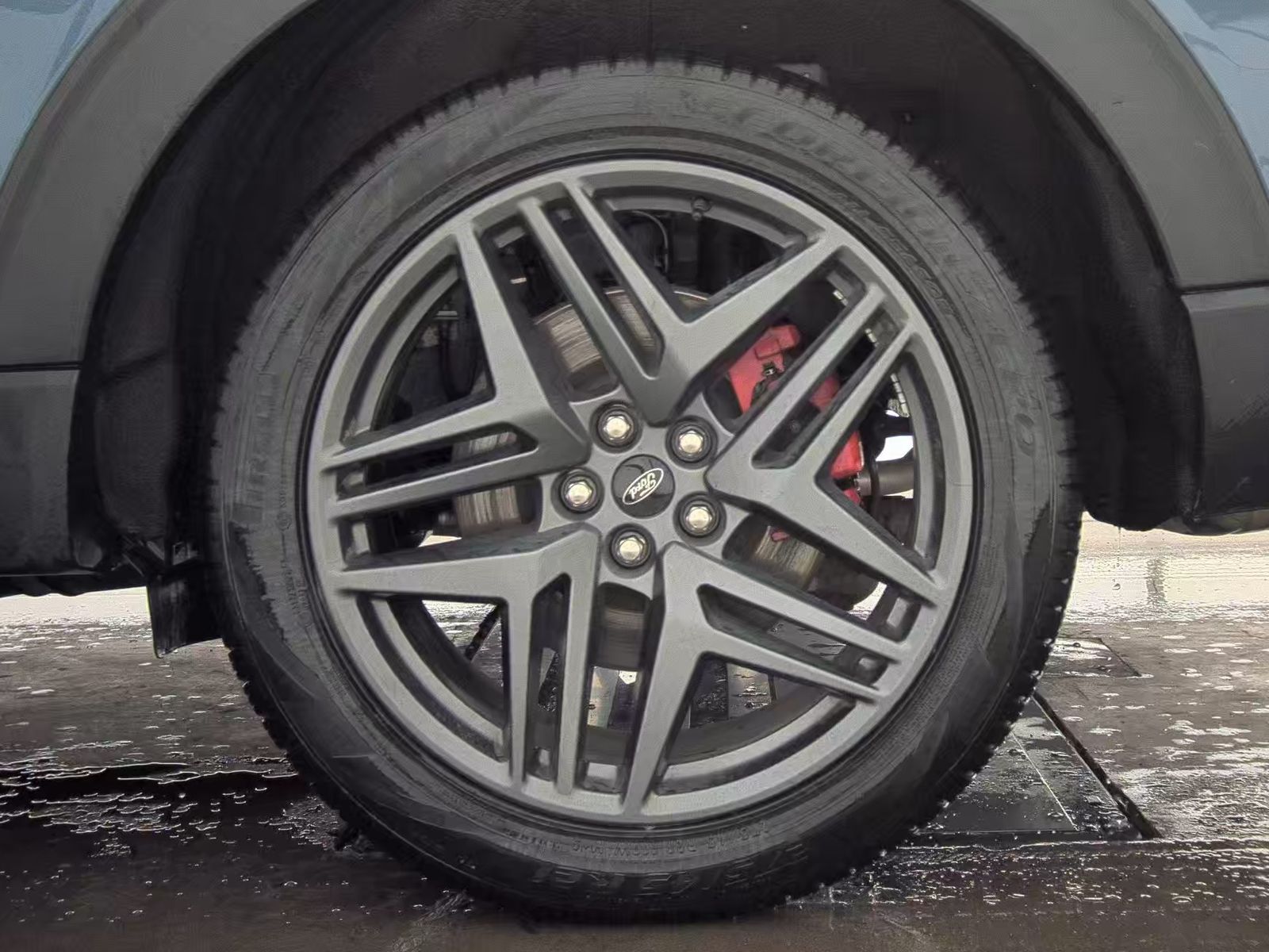 2025 Ford Explorer ST-Line AWD