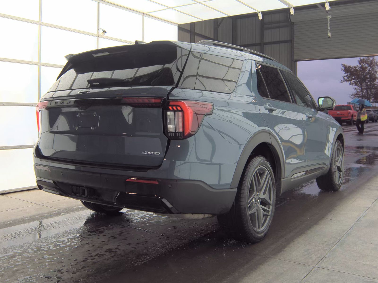 2025 Ford Explorer ST-Line AWD