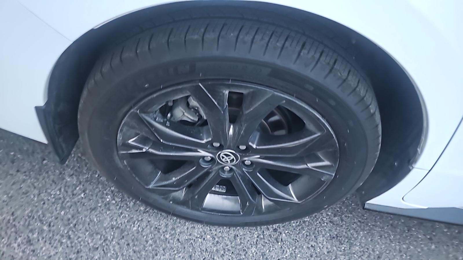 2024 Toyota Sienna XSE FWD