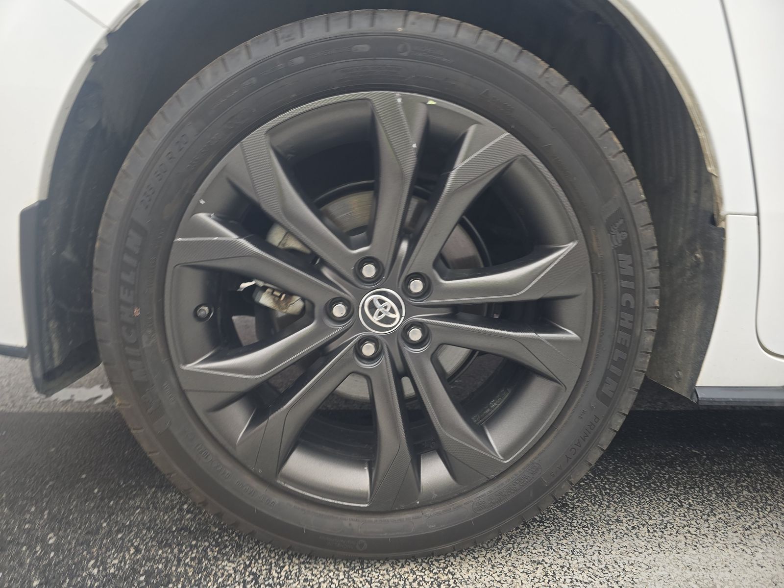 2024 Toyota Sienna XSE FWD