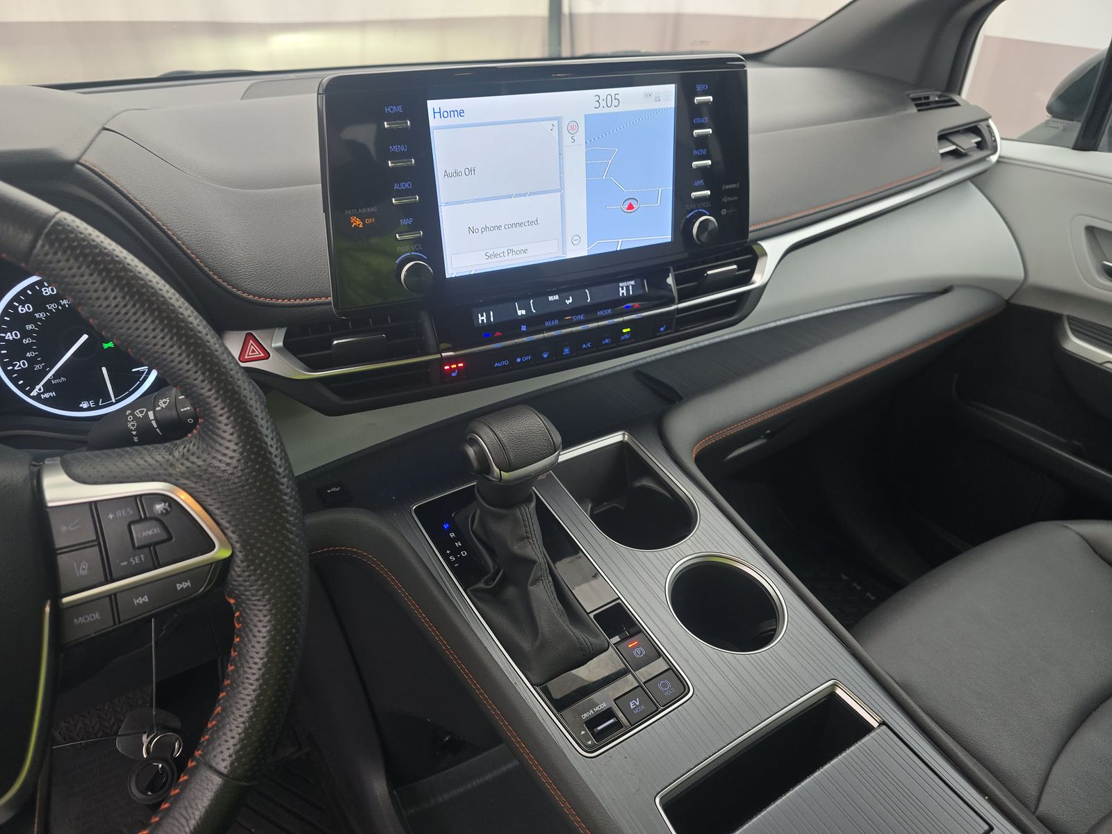 2024 Toyota Sienna XSE FWD