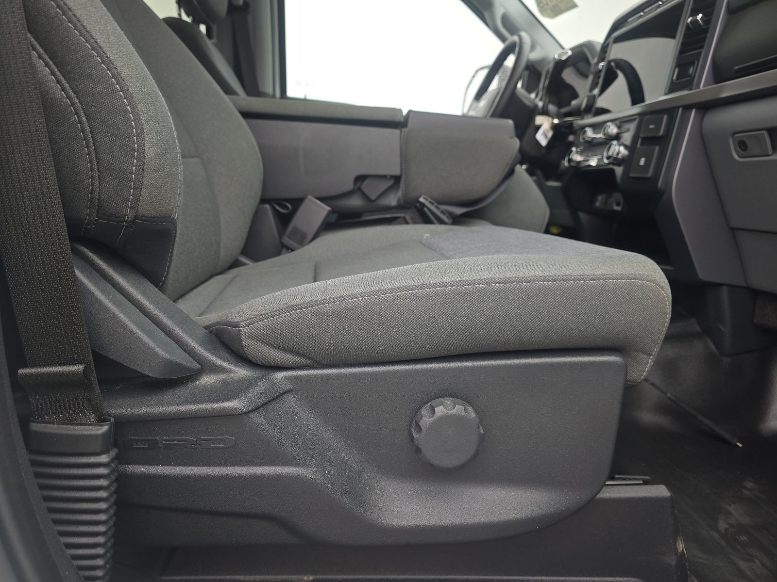 2024 Ford F-150 XLT AWD