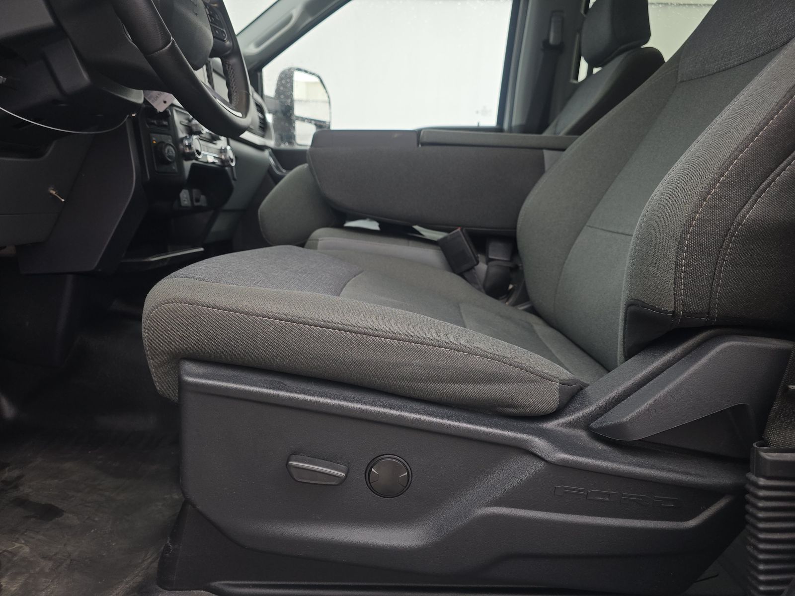 2024 Ford F-150 XLT AWD